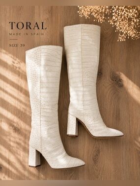 Toral Croc Embossed Knee High Boots Ivory Leather Block Heel Size 39